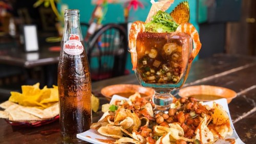 Tester Adventures pou plaj, manje ak nocturne